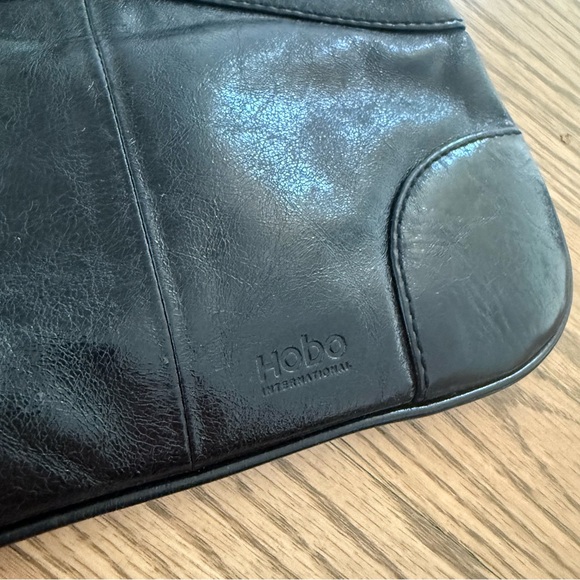 Hobo International Black Leather Chain Crossbody Bag - Picture 3 of 6